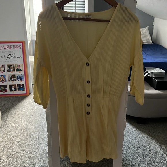 NWT Billabong Yellow Romper - Picture 7 of 8